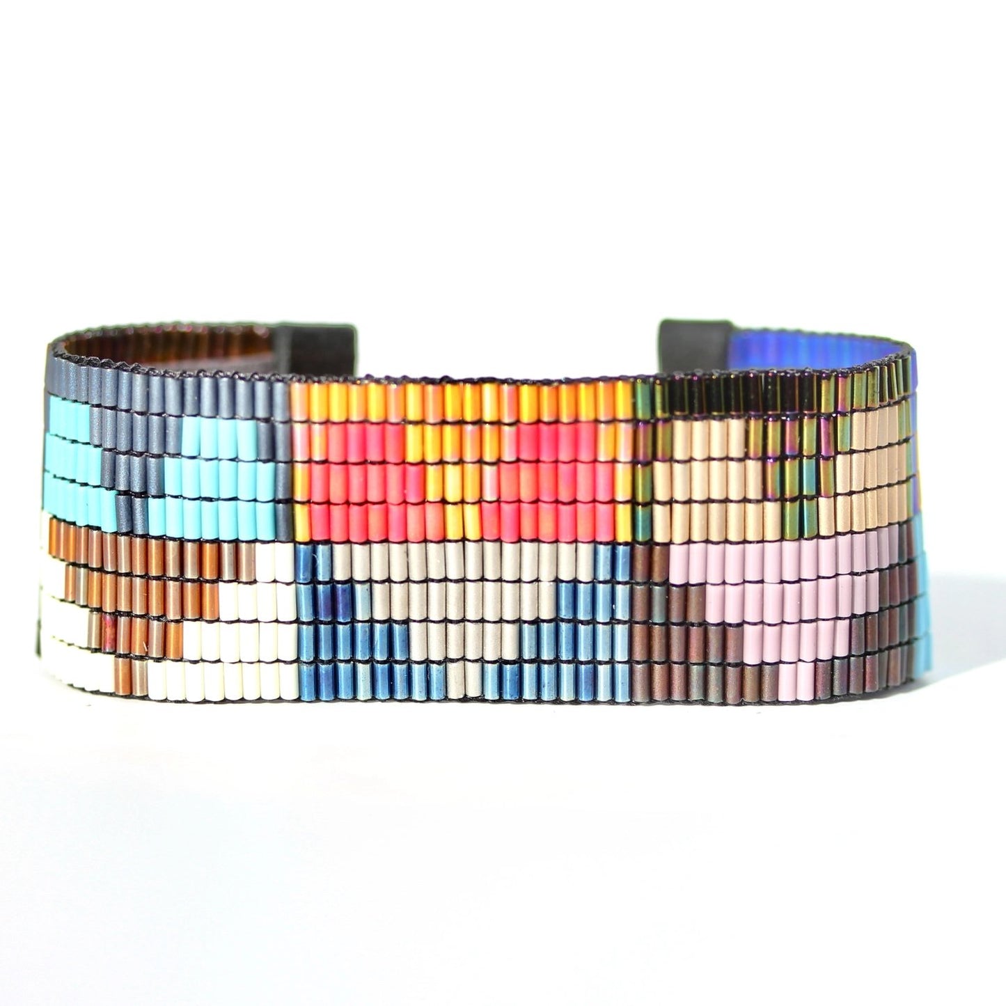 Amor Handwoven Beaded Bracelet