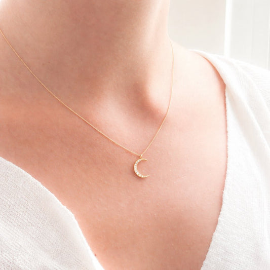 14k Gold ‘Pavé Sliver Moon’ Pendant Necklace