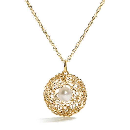 14k Gold-Filled Wire + Freshwater Pearl Circle Pendant Necklace