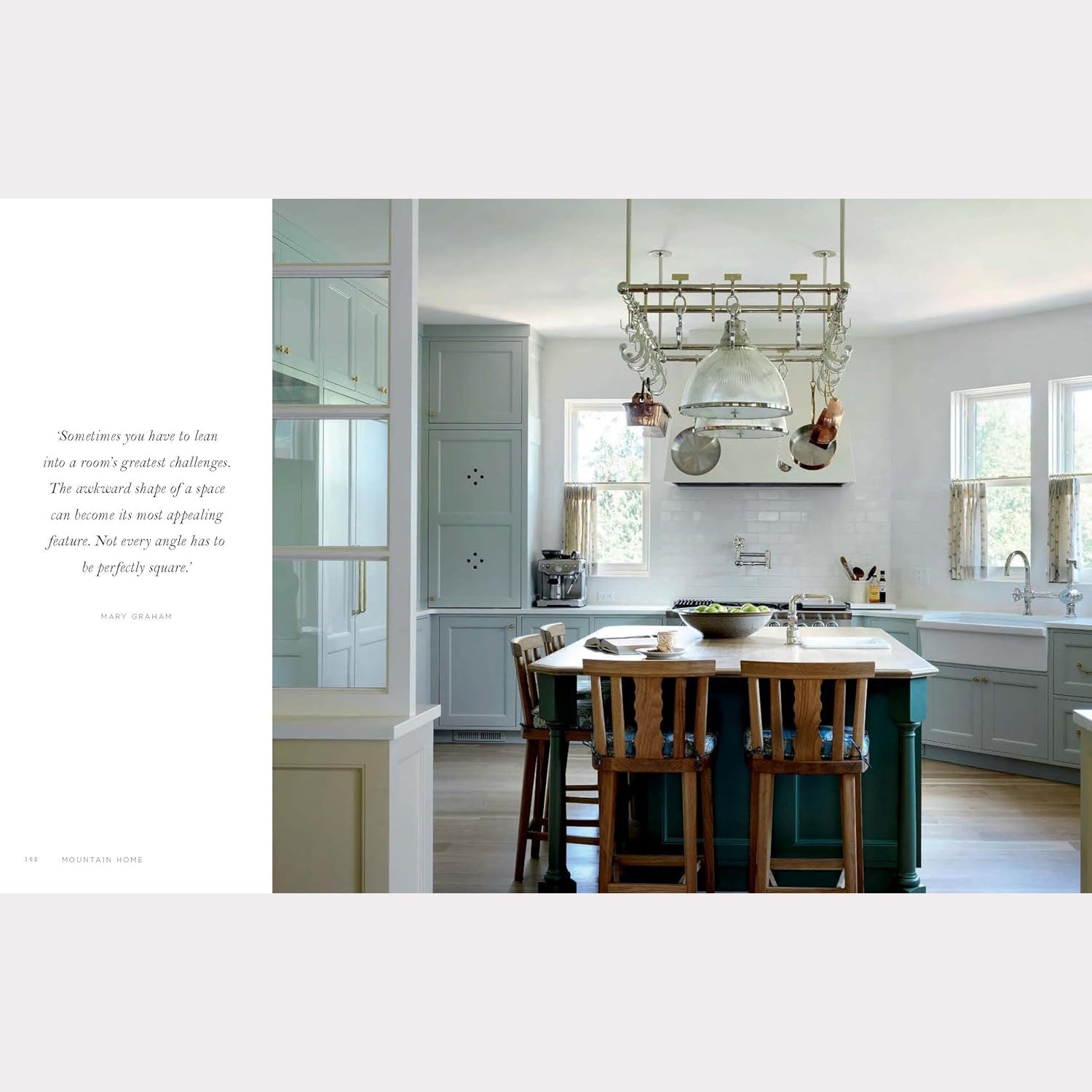 New English Style: Timeless Interiors