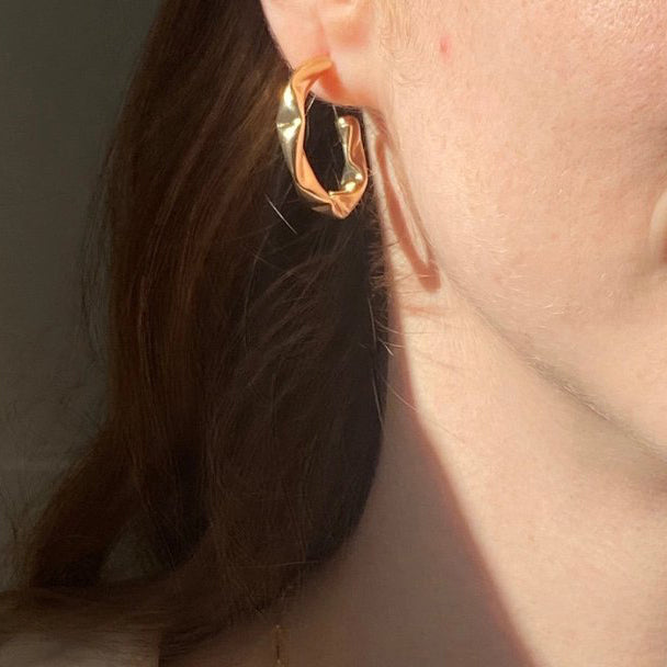 Sculpted Hoop Earrings – Gold Filled