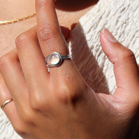 Moonstone Gemstone Ring - Sterling Silver