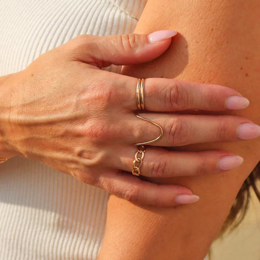 ‘Alex’ Chain Band Ring (select material)