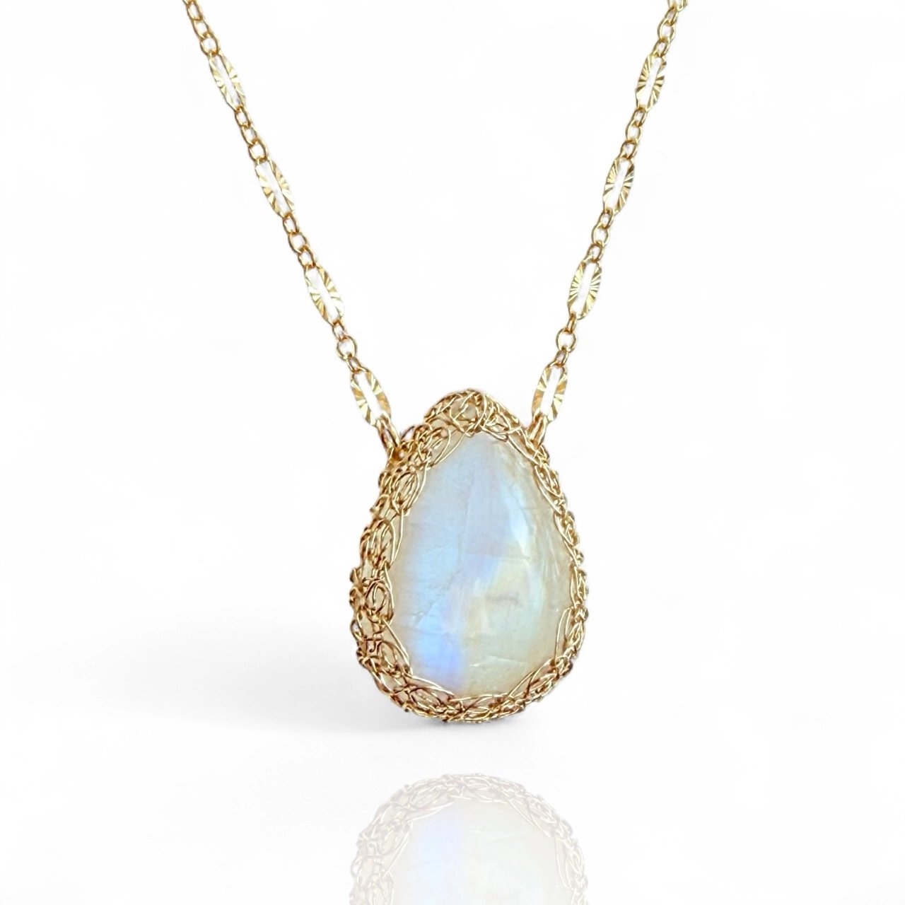 Hand-Crocheted Moonstone ‘Sierra’ Pendant Necklace - Gold Filled