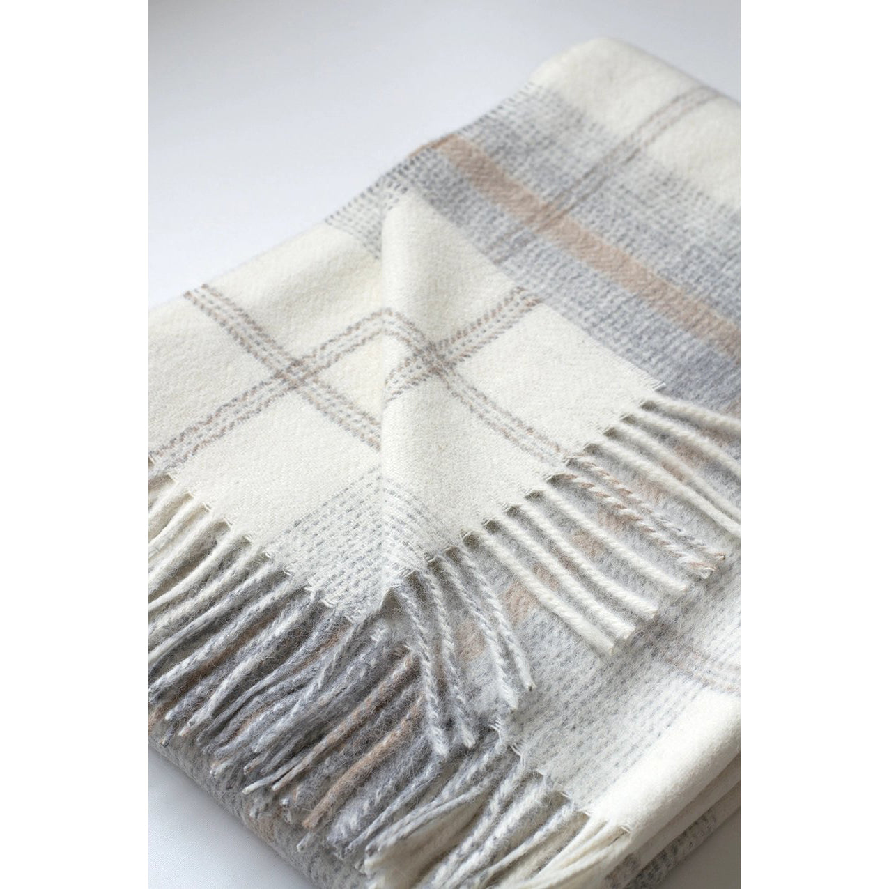 Awenda Alpaca/Wool Blend Throw - Ivory/Tan