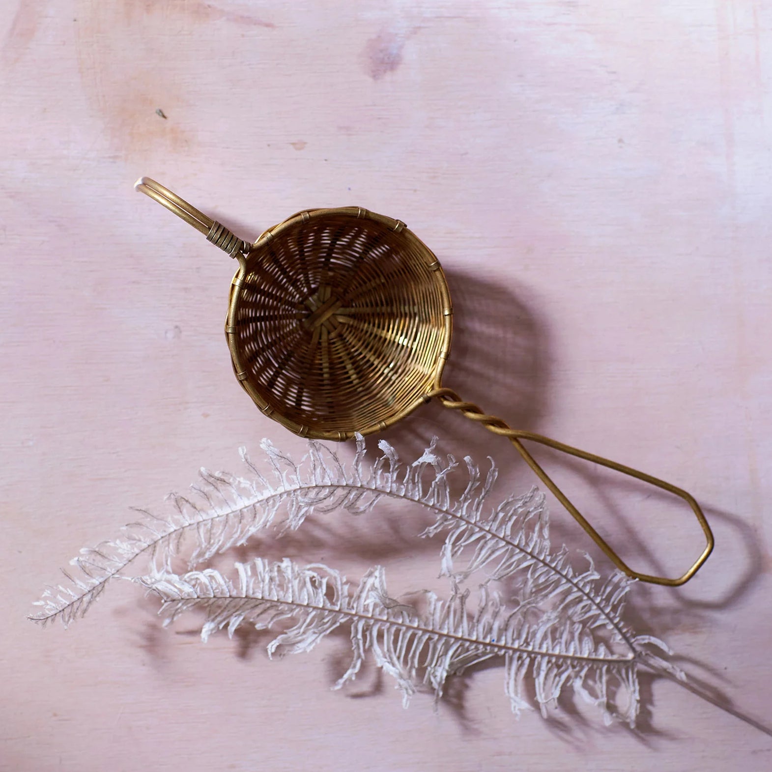 Bellocq Brass Tea Strainers - Brass