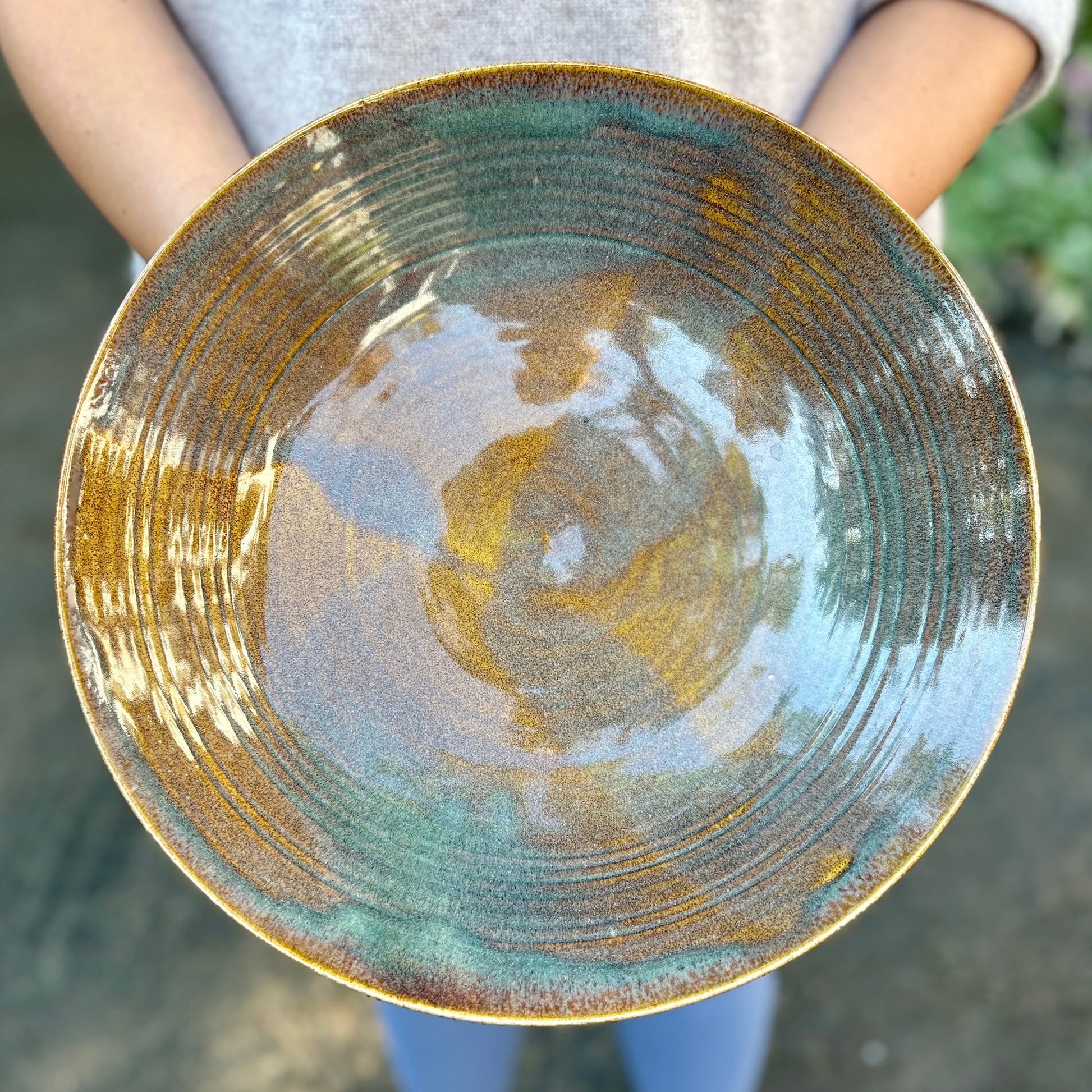 Wide Porcelain Serving Bowl - Waterfall Brown