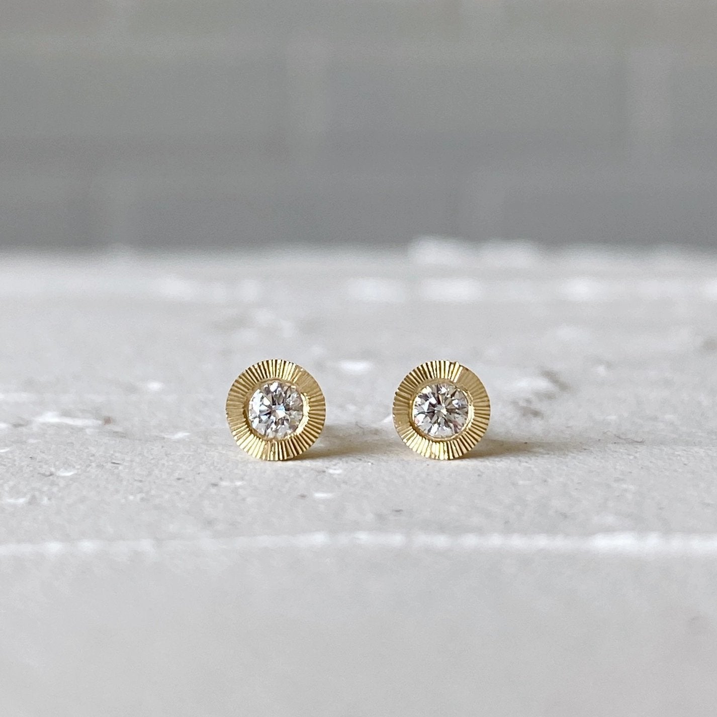 14k Gold + Diamond ‘Medium Aurora’ Stud Earrings