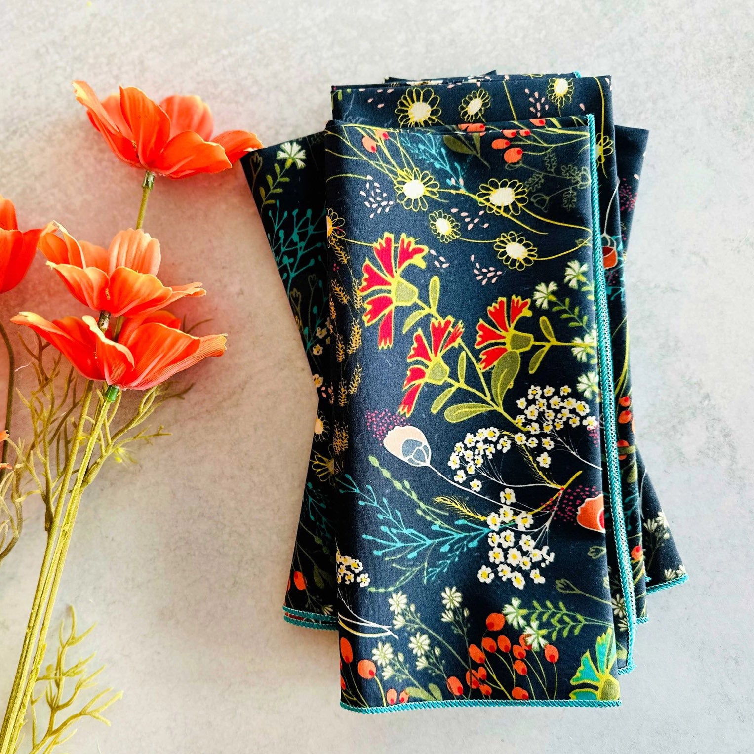 Pretty Peacock Cloth Napkins (Set of 4)