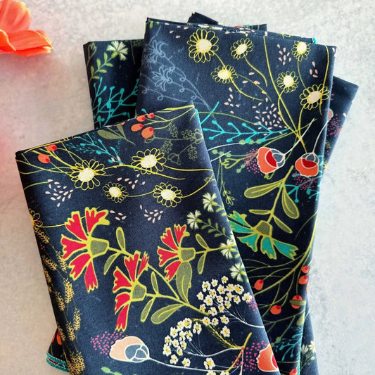 Pretty Peacock Cloth Napkins (Set of 4)