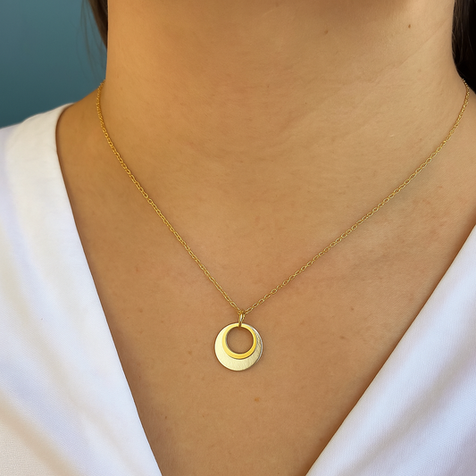 Double Small + Medium Circle Pendant Necklace - Mixed Metal