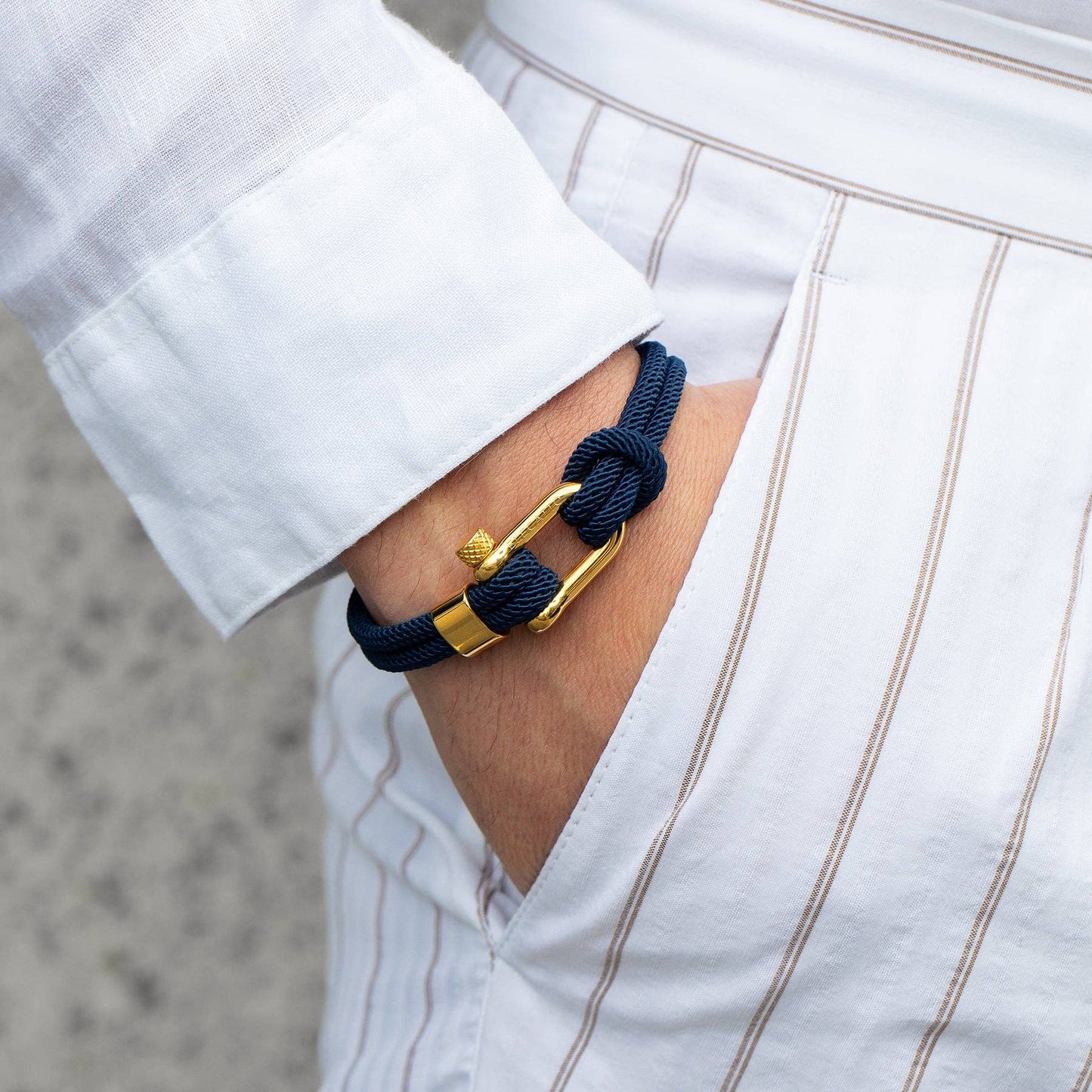 Nylon Cord ‘Alchor’ Men’s Bracelet – Navy/Gold