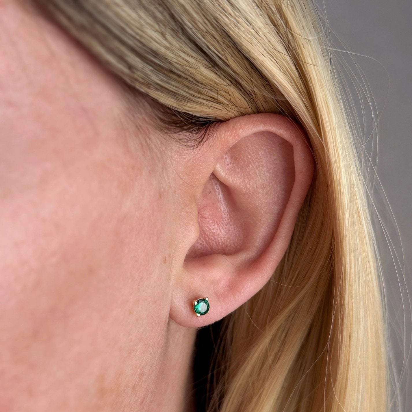 4mm Emerald Green Cubic Zirconia Stud Earrings - Gold Filled