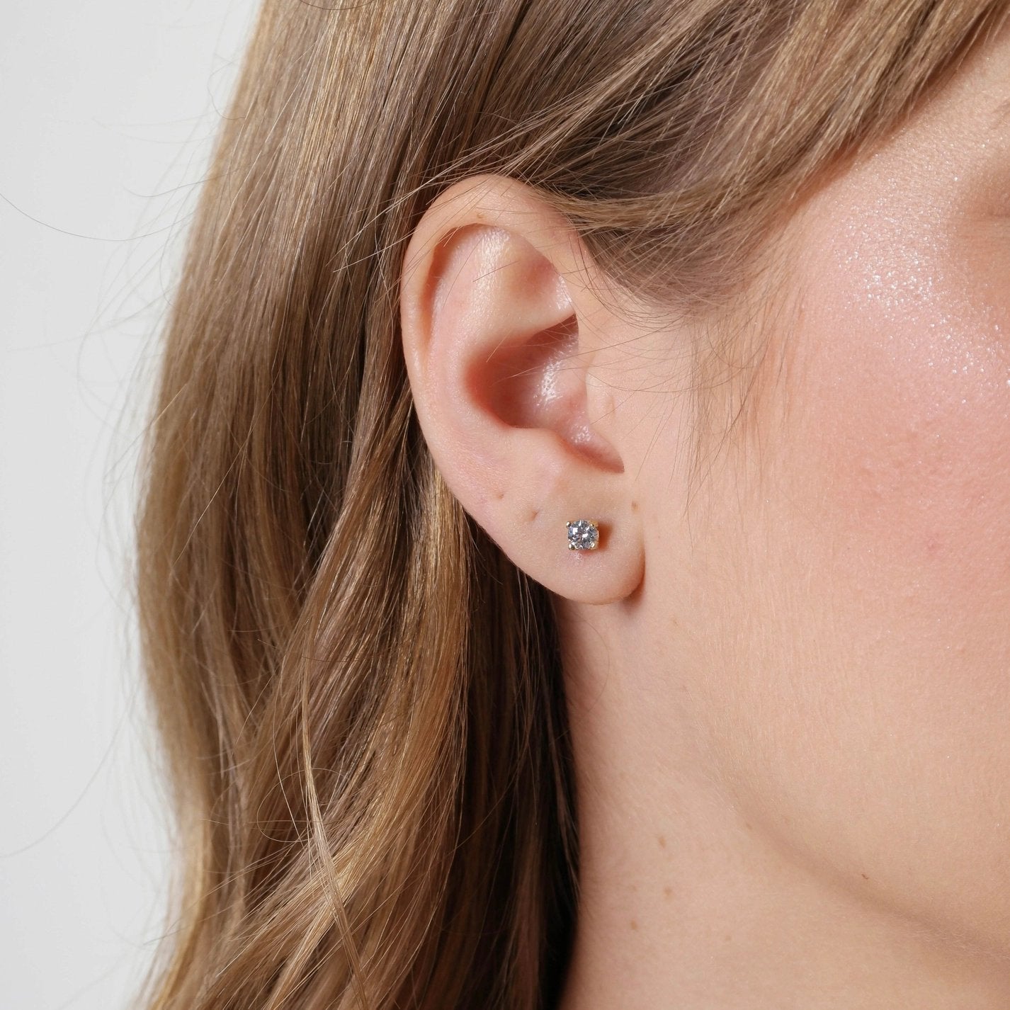 4mm Cubic Zirconia Stud Earrings - Gold Filled