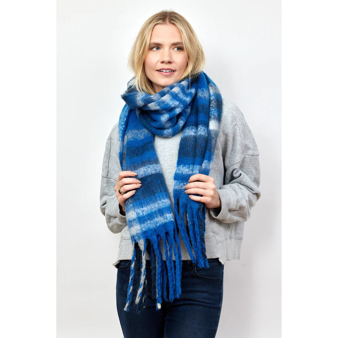 Cozy Plaid Scarf - Blue