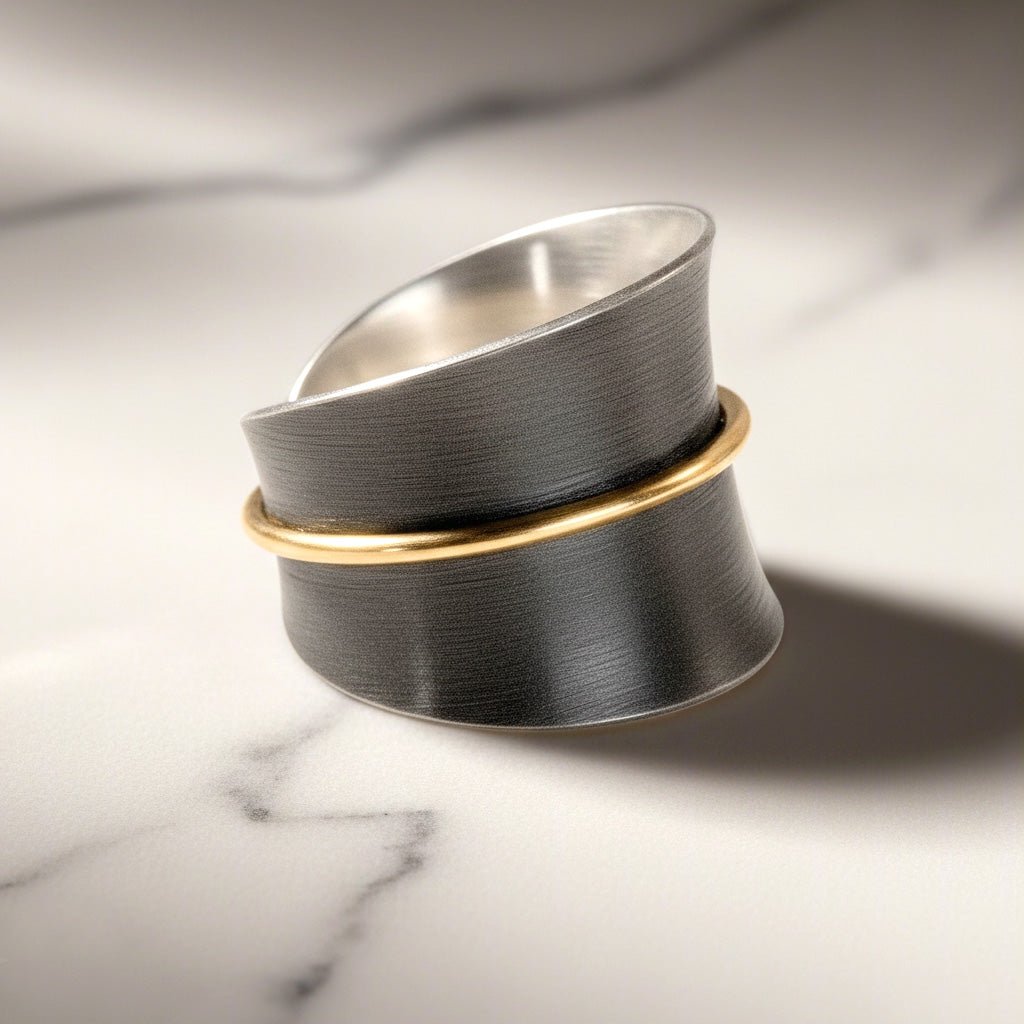 Mixed-Metal ‘Horizon Line’ Statement Ring
