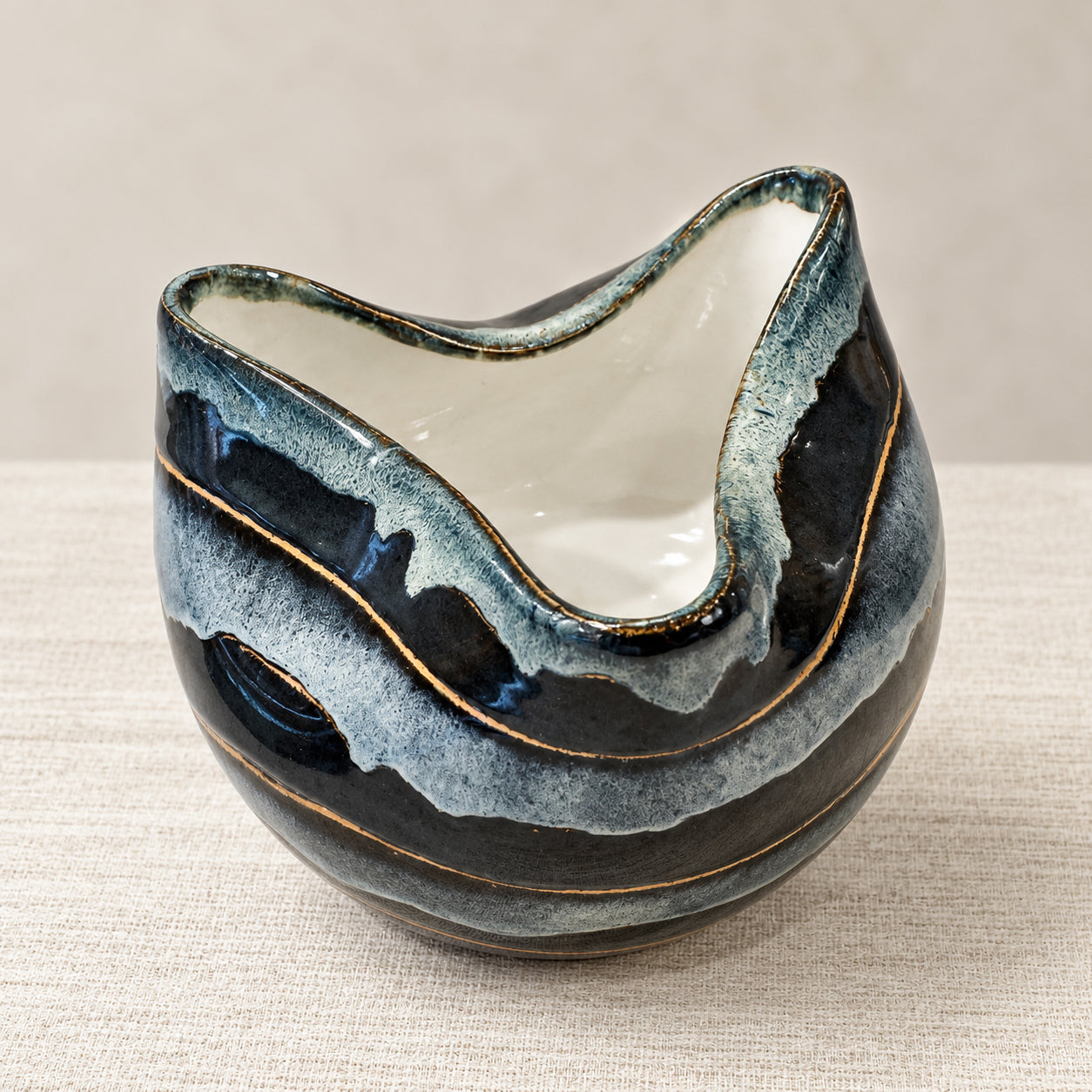 Deep Sea Three-Point Stoneware Vase