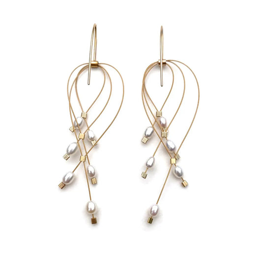 3-D Woven Cable 'Lattice Hook' Earrings – Pearl with Gold/Gold
