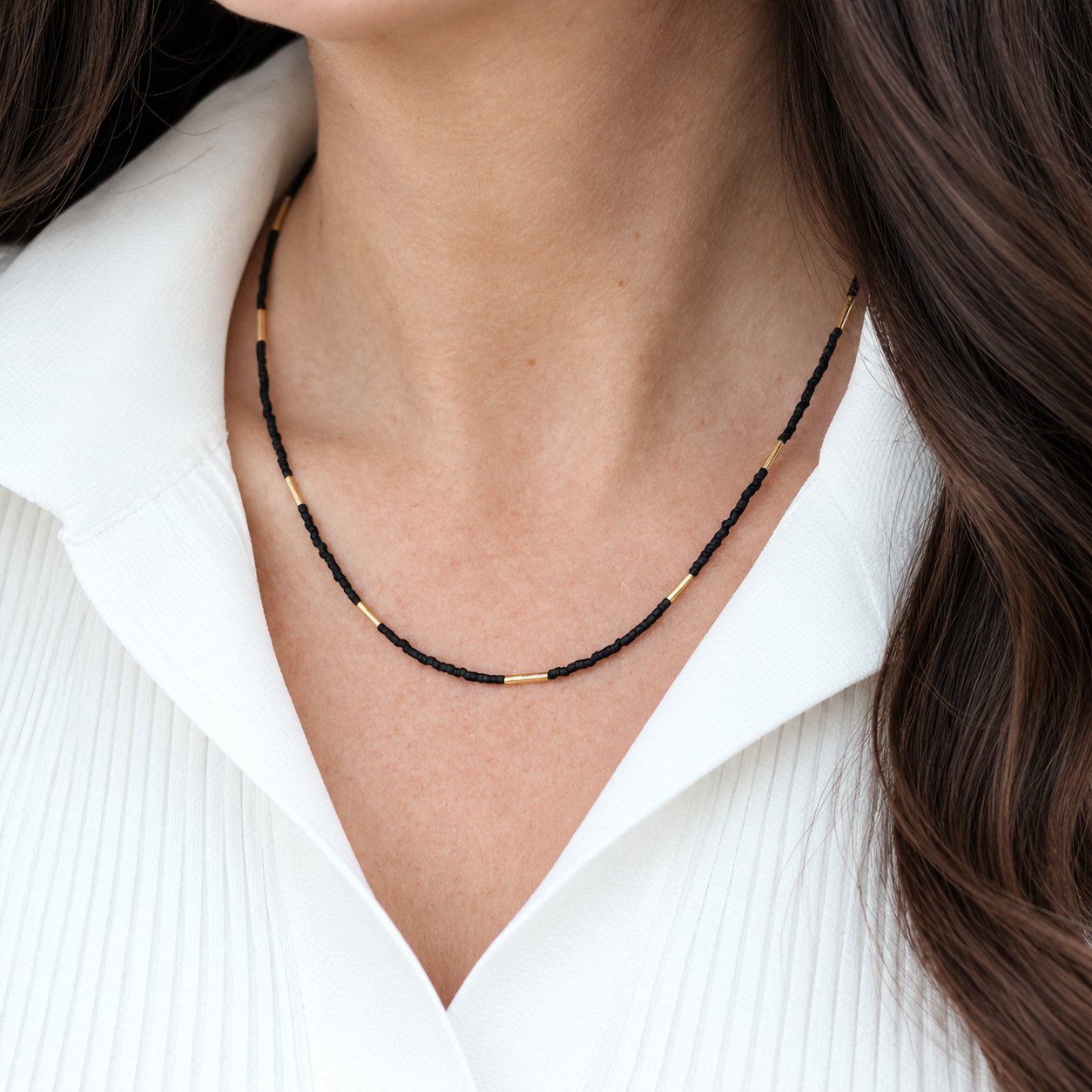 Flow Necklace – Black + Gold
