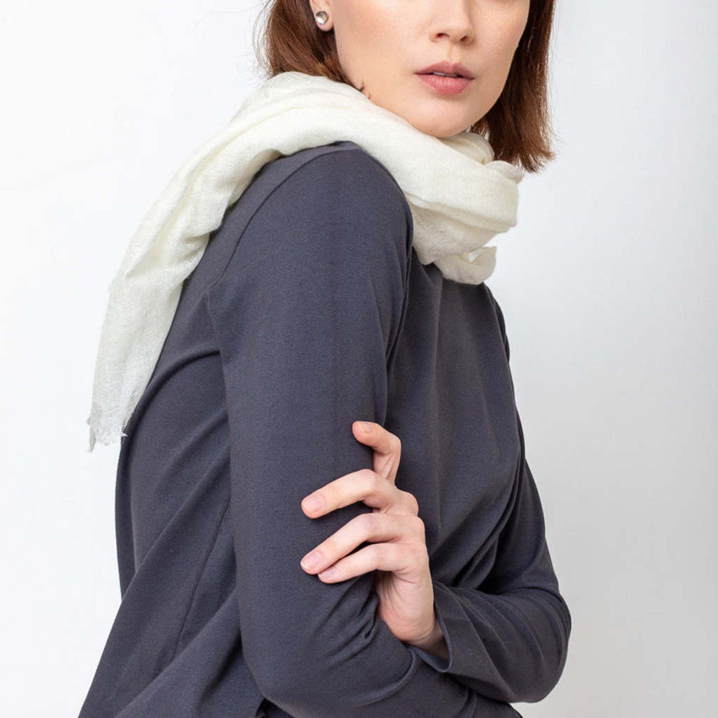 Cashmere Whisper Featherweight Scarf - Ivory