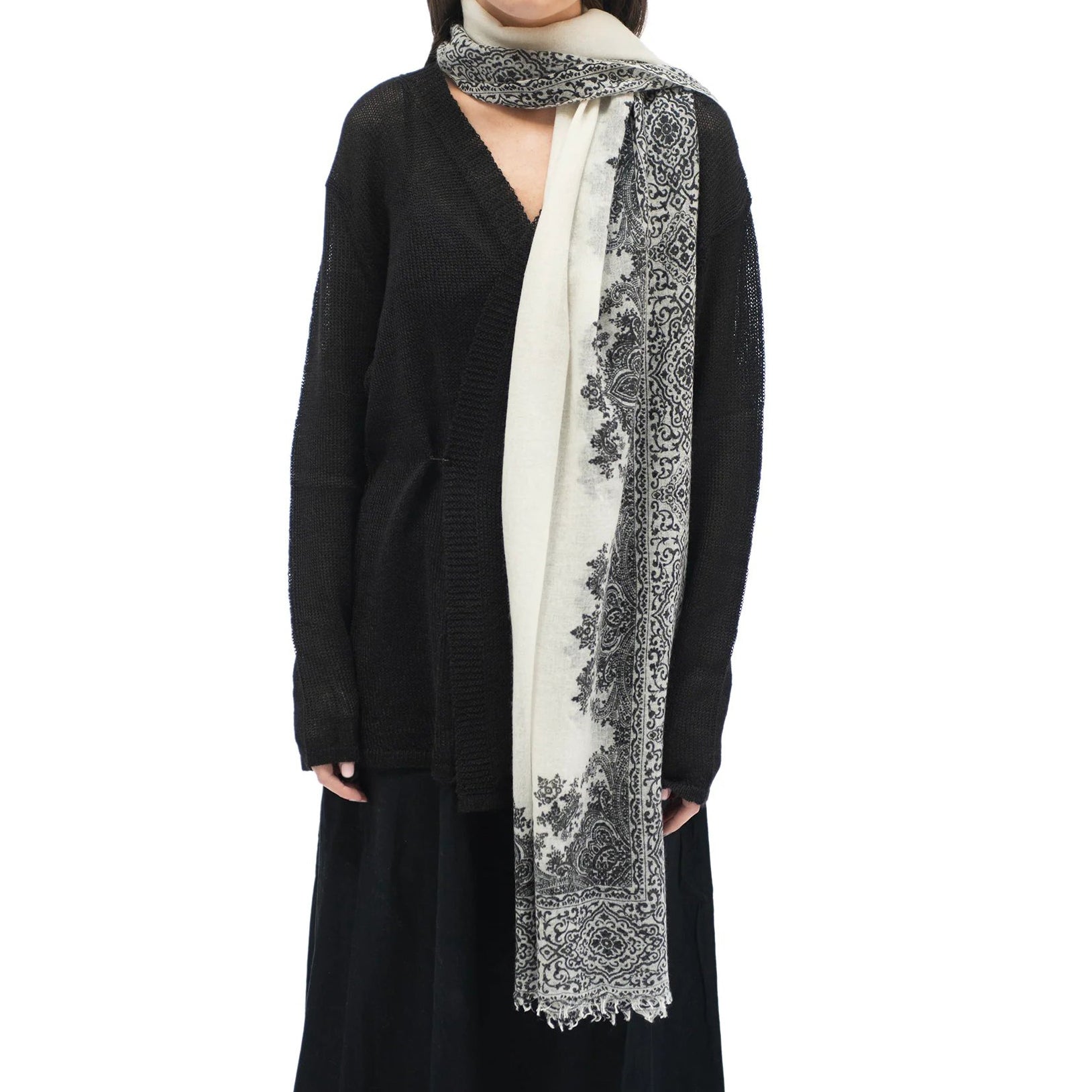 Cashmere Whisper Paisley Print Scarf - Ivory/Black