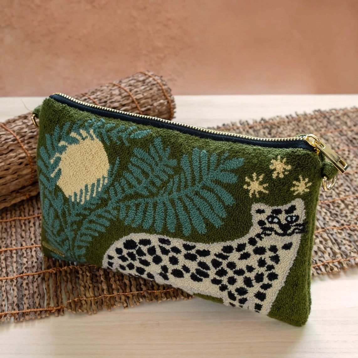 Woven Convertible Crossbody Aluna Clutch Bag - Jaguar
