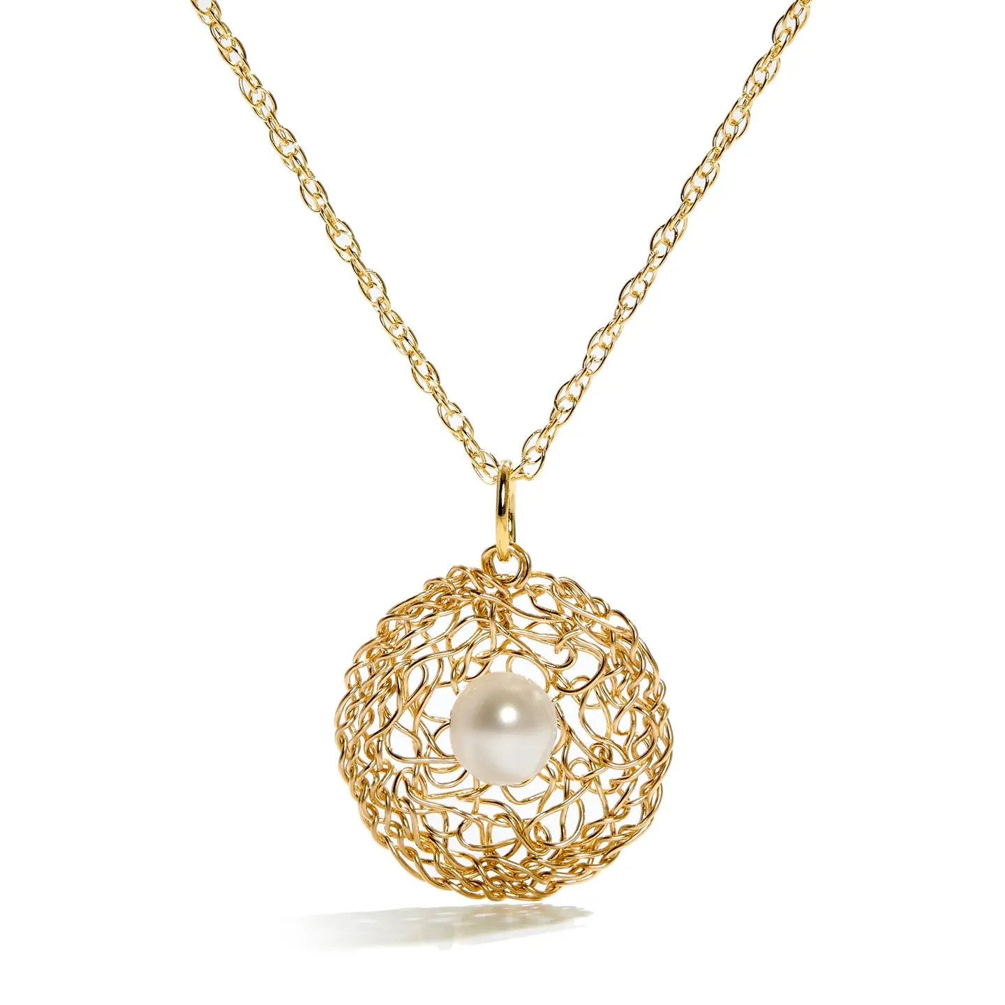 14k Gold-Filled Wire + Freshwater Pearl Circle Pendant Necklace