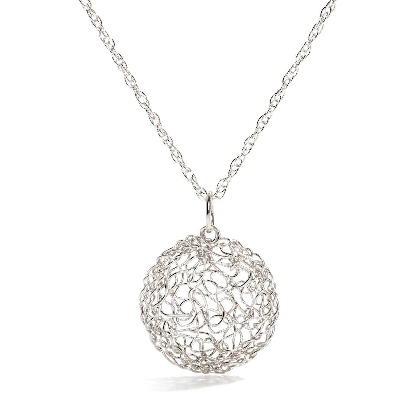 Sterling Silver Wire Circle Pendant Necklace