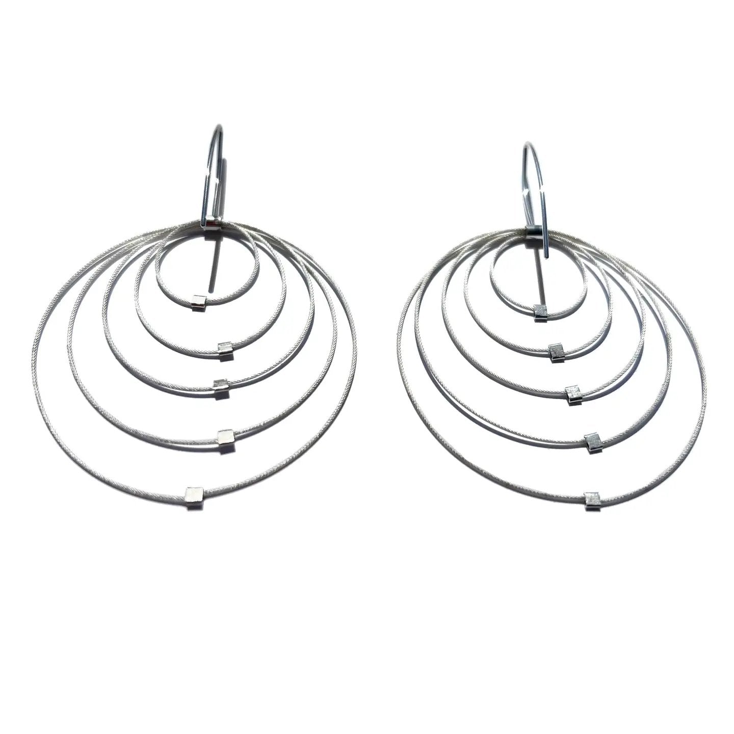 3-D Woven Cable ‘Bullseye’ Hook Earrings – Silver/Silver