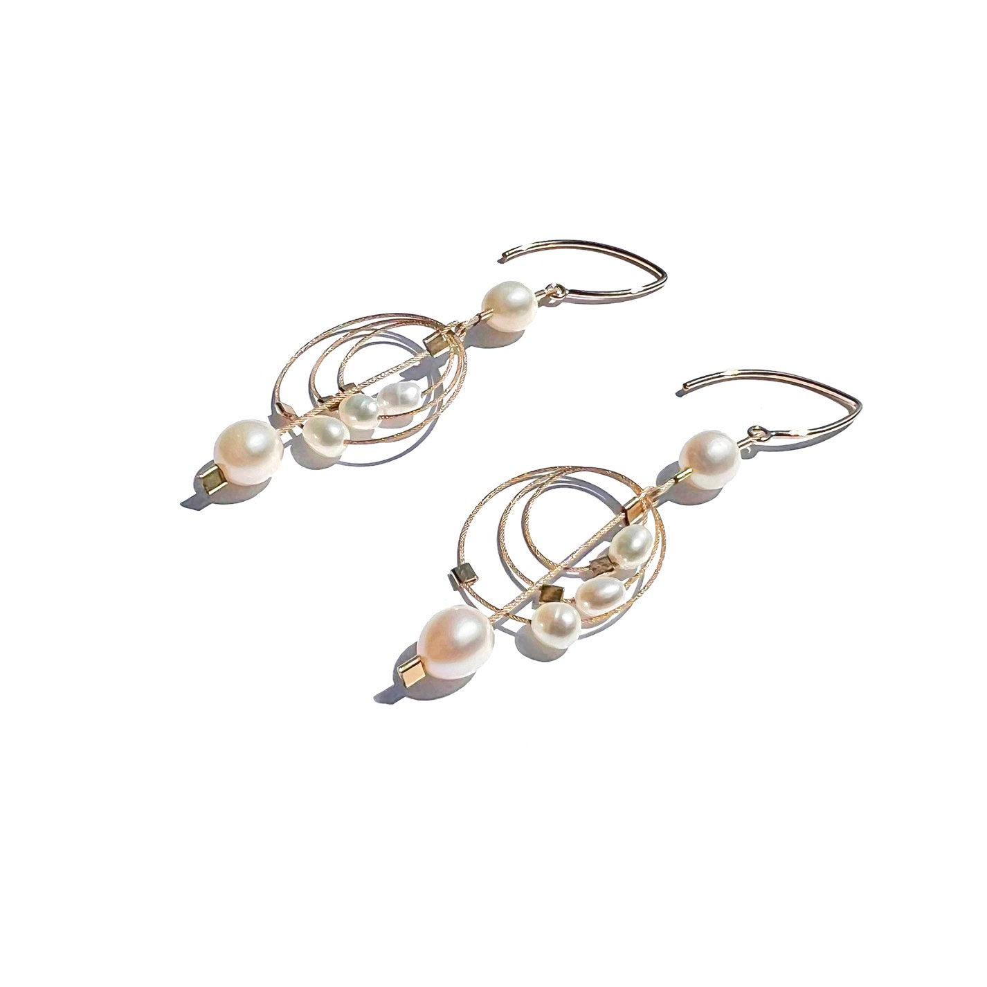 3-D Woven Cable ‘Caviar Cluster’ Earrings – Pearl/Gold