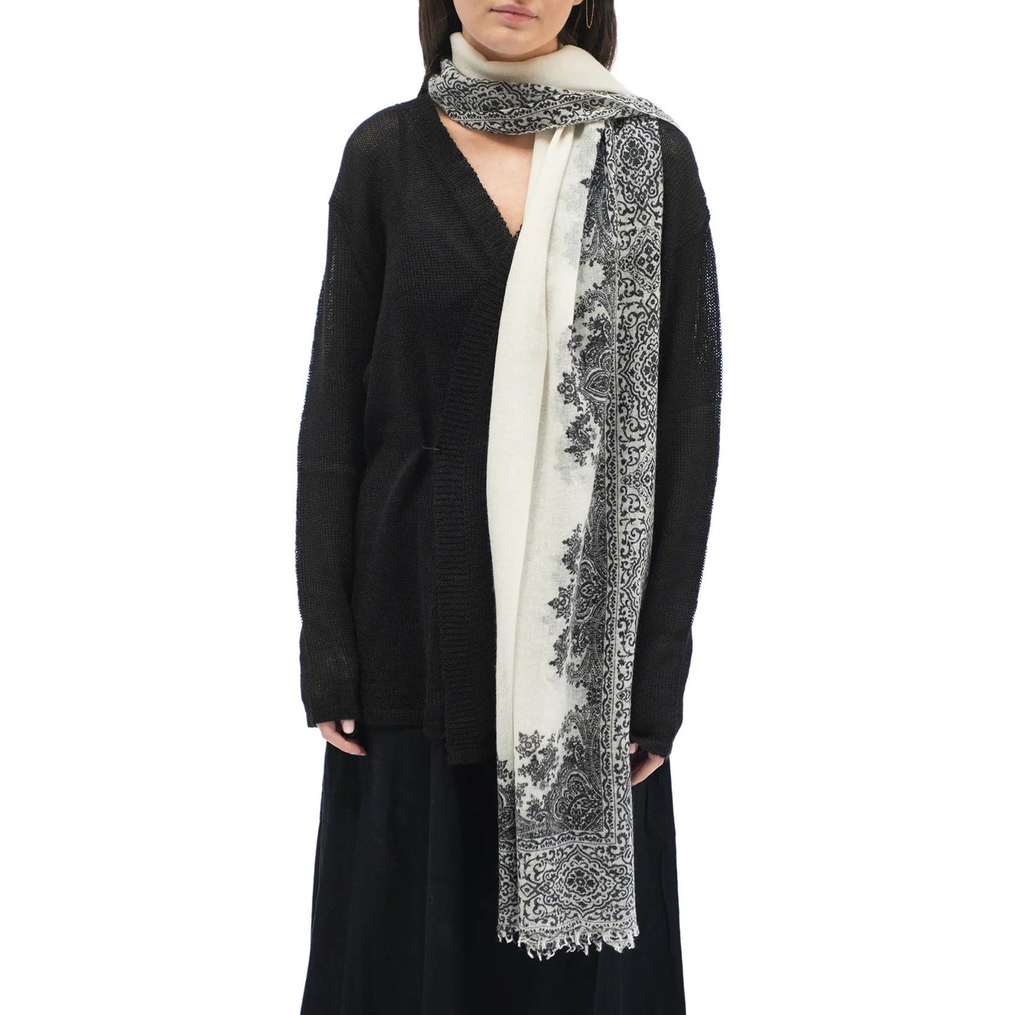 Cashmere Whisper Paisley Print Scarf - Ivory/Black