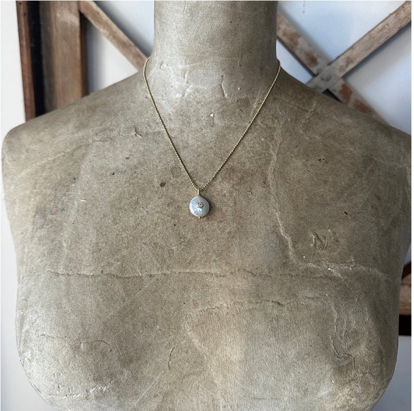 Zenna Freshwater Pearl Necklace