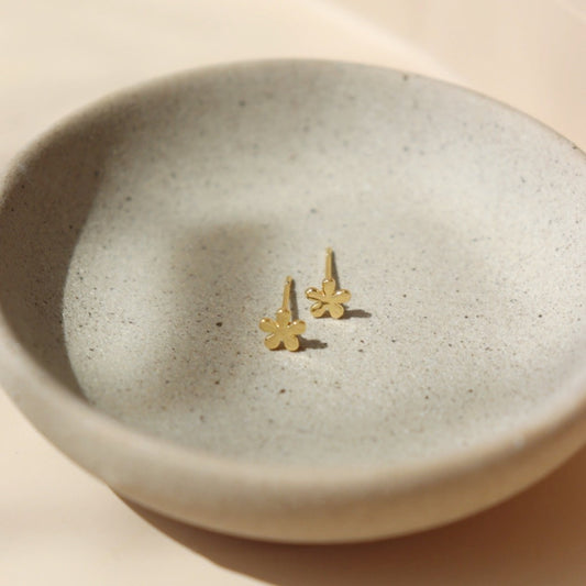 Daisy Stud Earrings - Gold Fill