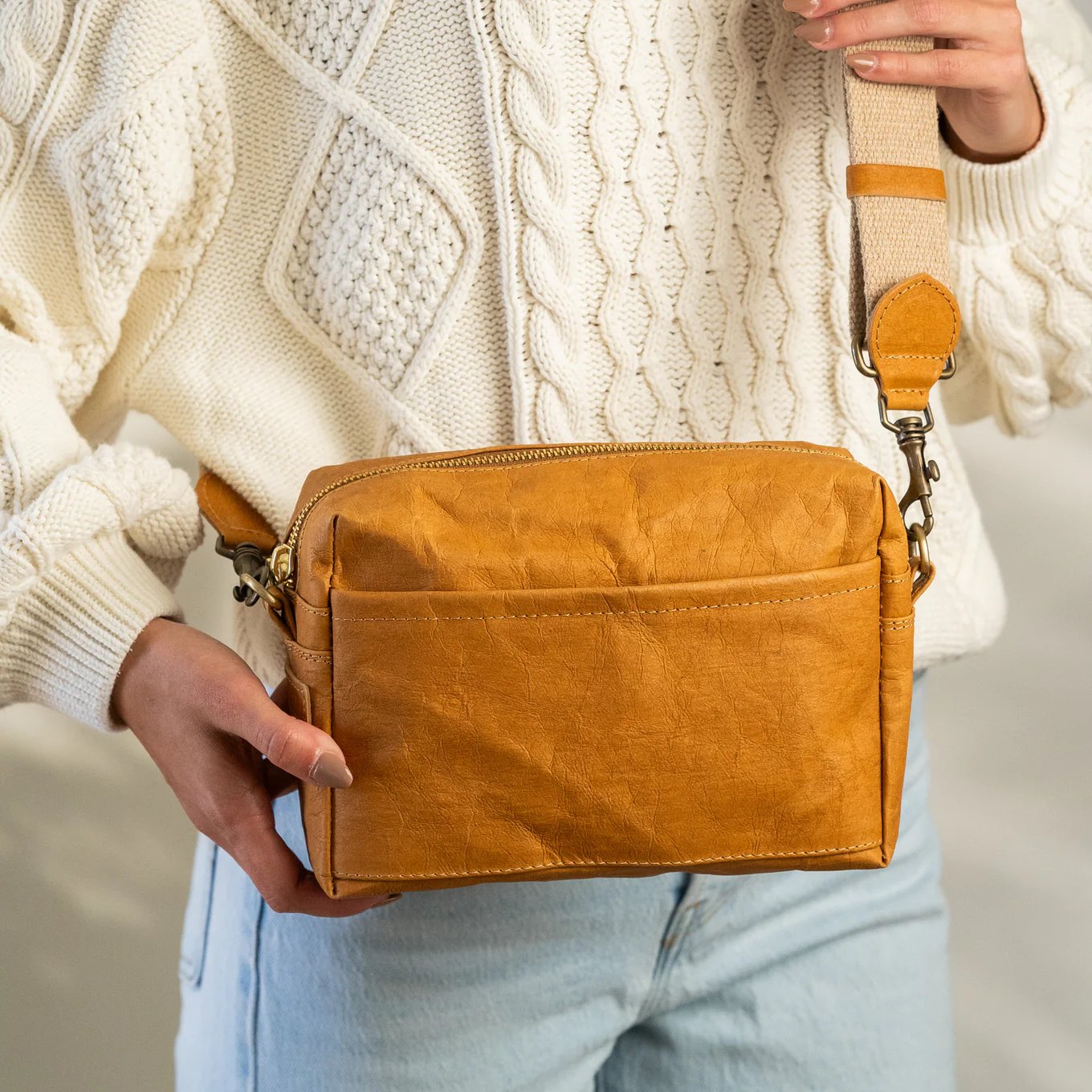 Tracolla Crossbody Bag (select color) Mou