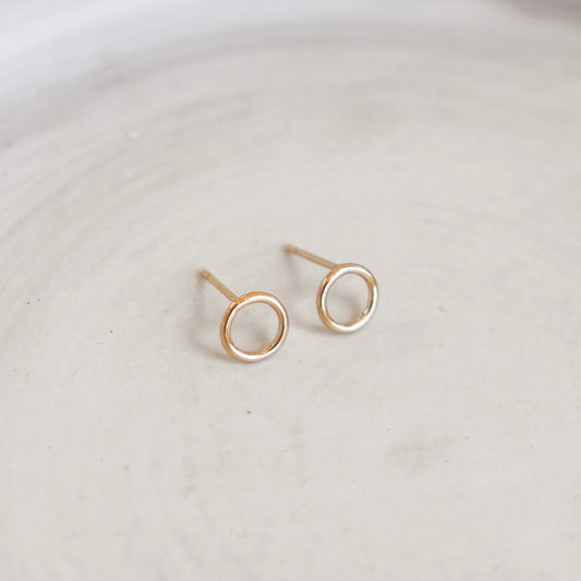 Gold Filled Zero Stud Earrings